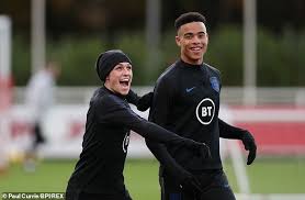 Fast forward to 2021, and he's made his 𝟭𝟬𝟬𝘁𝗵 app for the man city. ÙÙŠØ¯ÙŠÙˆ ÙØ¶ÙŠØ­Ø© Ø¬Ù†Ø³ÙŠØ© Ø¨Ù…Ø¹Ø³ÙƒØ± Ù…Ù†ØªØ®Ø¨ Ø¥Ù†Ø¬Ù„ØªØ±Ø§ Ø§Ù„ÙŠÙˆÙ… Ø§Ù„Ø³Ø§Ø¨Ø¹