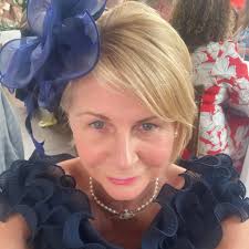 Hi, I live in the Kirkcaldy area. Would anyone be able to recommend a  blinds company. Thanks in advance.