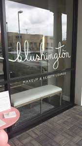 Blushington Offers Makeovers Classes And More Beauty Salon Decor Beauty Bar Salon Beauty Salon Interior