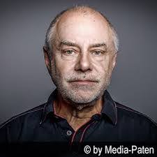 Gary Kunde's Instagram, Twitter & Facebook