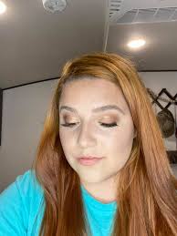 I seriously love this makeup! This look took me under ten minutes total!!