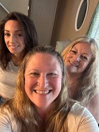 Tracy A. Cyr (@tcyr99) • Threads, Say more