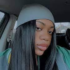 Candice Bridgewater's Instagram, Twitter & Facebook