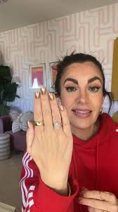 ⭐️Gold DIY💅🏻MANI, Comment “Nails” for the link or click the link in bio