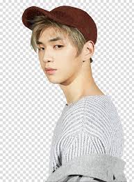 KANG DANIEL WANNA ONE , man wearing brown cap transparent background PNG  clipart
