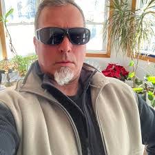 Stacey Larocca's Instagram, Twitter & Facebook