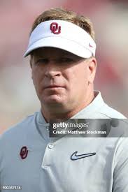 312 Mike Stoops Stock Photos, High-Res Pictures, and Images