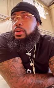 Stephen D Derrick (@stephendderrick)’s videos with original sound