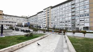 Pope stable, resting in hospital, again skips Sunday noon blessing as he  recovers from pneumonia