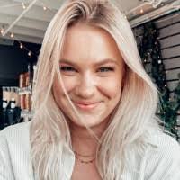 Kelsey Cross's Instagram, Twitter & Facebook