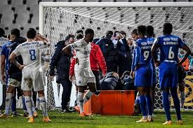 Lenda do fc porto de 1987 deixa mensagem emotiva a felipe anderson (ojogo.pt). Bek Porto Dibawa Ambulans Tangis Rekan Setim Mengiringi Halaman All Kompas Com