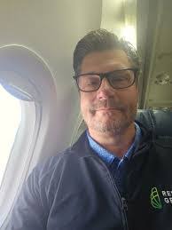 Paul Doute's Instagram, Twitter & Facebook