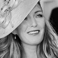 Leanne Bliss's Instagram, Twitter & Facebook