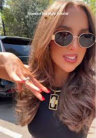 Blowout Hairstyle Tutorial: Step-by-Step Guide