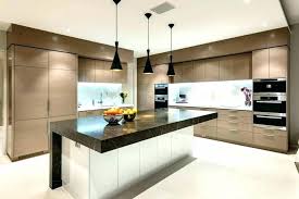 But this isn't to say your home can't have touches of grandeur, elegance and walls that reflect charm, good. Roarteen