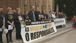 Las víctimas del accidente de metro de valència registrado el 3 de julio de 2006, donde murieron 43 viajeros, han convocado una última virgen de valència. Resumen Del Programa Salvados Sobre El Accidente Del Metro De Valencia Vivir El Tren Historias De Trenes