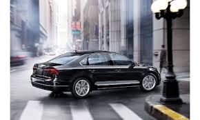 Volkswagen touareg 2018 wolfsburg edition. 2019 Vw Passat Wolfsburg Edition And Se R Line Trim Level Comparison