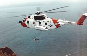 Hh 3f Pelican Cgas San Francisco Basket Hoist In Progress Coast Guard Coast Guard Helicopter Coast Guard Stations