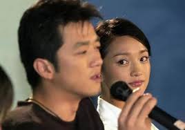 Trong quy trình đóng góp anh hùng xạ điêu năm 2001, lý á bằng bị rung động các bạn diễn châu tấn mặc dù làm việc thời điểm đó, anh đang trong mối quan hệ yêu quý lâu năm với diễn viên cù dĩnh. Tai Tá»­ Dam Bá» RÆ¡i Chau Táº¥n Bá»‹ Vá»£ Bá» Lam Äƒn Báº¿t Bat Ná»£ Ä'áº§m Ä'ia