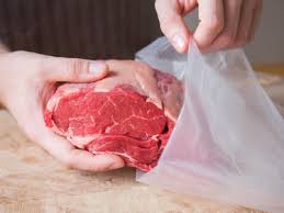 Dry aging is the process in which beef is aged in a temperature controlled environment for a specific length of time before it is trimmed and then cut into steaks. So Machst Du Fantastisches Dry Aged Steak Zu Hause