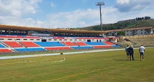 Due aree destinate ai giochi ed alle gare atletiche, attigue ed all'esterno dei rettilinei della pista; Stadio Marulla Il Cosenza Prospetta I Preventivi Della Lega Al Comune