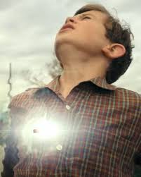 Мы знакомимся с этим персонажем на луне как он туда попал, для. The Umbrella Academy Season 2 How Did Vanya Transfer Her Powers Tv Radio Showbiz Tv Express Co Uk