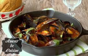 Moules A La Provencale Sauce Tomate Amour De Cuisine Recette Recettes De Cuisine Cuisine Sauce Tomate