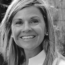 Laura Perillo's Instagram, Twitter & Facebook