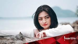 Gaya pemotretan nathalie holscher dalam berbagai tema, memukau. Nathalie Holscher Mau Jadi Mualaf Sejak 1 Tahun Lalu