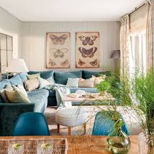 The turquoise walls are amazing, and the white trim with pops of bright pink decor are perfect. 8 Inspiring And Beautiful Turquoise Rooms