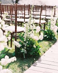 White bridal dresses isn't obvious for those who wanted get marriage. 42 White Wedding Decoration Ideas