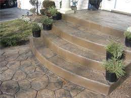 Several stair and landing options are available for creating an elegant new look for an old, worn set of stairs. Pin By Ron Kuck On Concrete Walkways Patio Stairs Concrete Front Steps Concrete Stairs