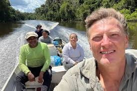 Episode 213: Alone In The Amazon From a very young age Benedict Allen  dreamed of becoming an explorer. At the age of twenty two he saved up just  enough money to get