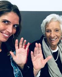 Nathalie Moellhausen(@nathaliemoellhausen) • Instagram 사진 및 동영상