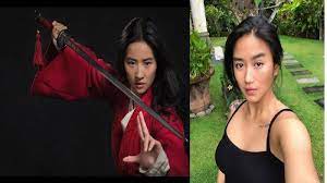 Dalam film itu, gong li berperan sebagai wanita perkasa yang harus berusaha sekuat mungkin untuk mengambil itulah profil lengkap gong li besrta deretan film terbaiknya selain mulan, yang bisa. Kumpulan Foto Pemeran Film Mulan Yang Dibilang Mirip Chef Renatta Moeloek Juri Masterchef Indonesia Banjarmasin Post