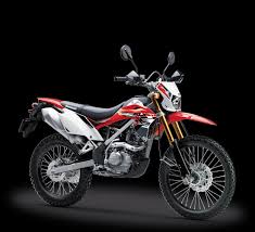 Tak hanya itu, perusahaan sepeda motor yang identik dengan warna hijau ini melahirkan dua warna dan juga striping baru untuk motor trail klx, yaitu merah dan biru. Warna Baru Kawasaki Klx 150 Bf 2018 Se Extreme Harga Rp 34 Jutaan Bmspeed7 Com