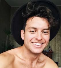 Margot Robbie Family: Parents, Husband, Brothers, Sister, Grandparents