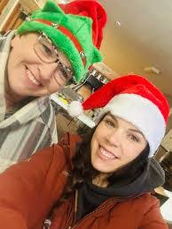 Glenda Noel's Instagram, Twitter & Facebook