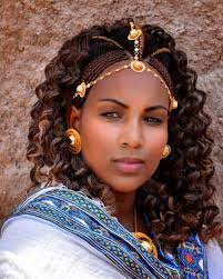 A Bride In Ethiopia Tigray 1641x2048 Rod Waddingron Hair Styles Best Wedding Hairstyles Headband Hairstyles