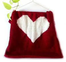 A beginner's crochet project, this angel heart baby blanket is great for diy baby shower gift ideas! Heart Baby Blanket Knitting Pattern 2 Sizes Oh La Lana