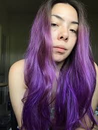 Kan jag lägga en toning över lila hår för att dra ut lite av värmen? Jag  tänkte också att jag kunde lägga lite av Manic Panics Alien Gray ovanpå för  att få