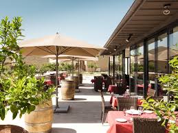 Por las mañanas los trisats podrán disfrutar de maravillosos desayunos continentales. Les Jardins De Saint Benoit
