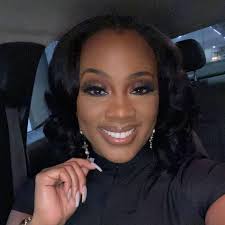 Regina Ivy updated her status.