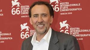 The Man Who Fell to Earth (1976)