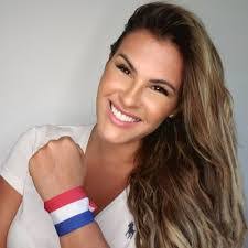 Elva Medina's Instagram, Twitter & Facebook