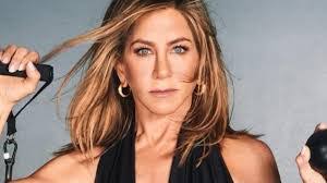 Jennifer Fonda's Instagram, Twitter & Facebook