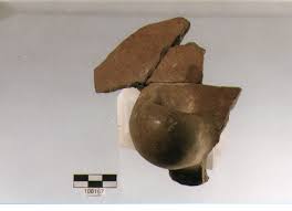 ansa ad anello (tipo A 1, Grotta SAngelo) Chieti, ca 5000 aC