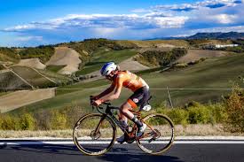 She is popular for being a cyclist. Pro Bikes Up Close Anna Van Der Breggen S Specialized Tarmac Sl7 Road Bike Action