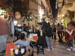 Είναι βέβαια και η έξαψη που δημιουργούν στον θεατή, με το σασπένς να χτυπά κόκκινο και τη συγκίνηση να ξεχειλίζει από τη μεγάλη οθόνη. H8opoioi Apo To Nayplio Sthn Nea Erwtikh Astynomikh Seira E3apsh Toy Mega Binteo Peloponnisosnews Online