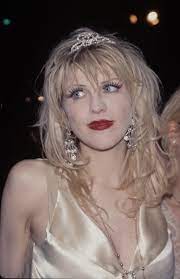 The Trendiest Hairstyle The Year You Were Born Grunge Hair Beauty Courtney Love